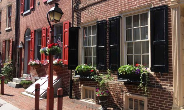 Elfreth's Alley, Philadelphia; am längsten bewohnte Straße der USA